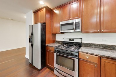Welcome to this spacious and beautifully maintained 3-bedroom - photo 8