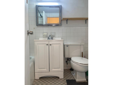 We have a Jr 1 co op in Jamaica Towers. This unit features a