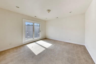 Welcome to this spacious and beautifully maintained 3-bedroom - photo 10