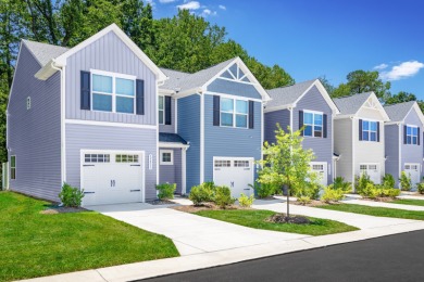 Lake Townhome/Townhouse For Sale in Hickory, North Carolina