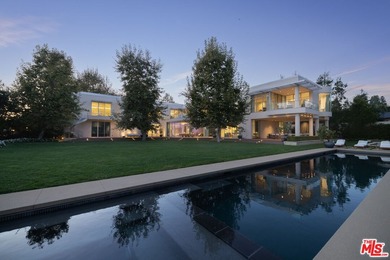 Museum Modern in Prime Huntington Palisades. Over 1.36 acres of - photo 2