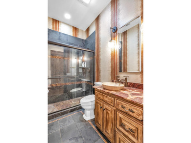 If you are looking for prestige and privacy 102 Alameda is - photo 12