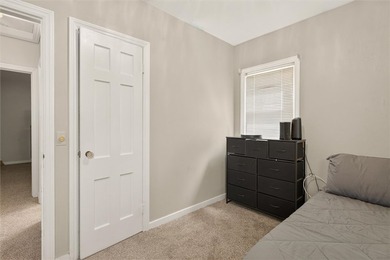 Welcome to 478 LaGrange Ave in the Beautiful Maplewood district - photo 19