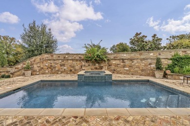 If you are looking for prestige and privacy 102 Alameda is - photo 23