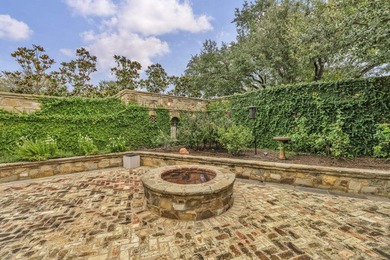 If you are looking for prestige and privacy 102 Alameda is - photo 25