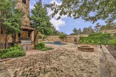 If you are looking for prestige and privacy 102 Alameda is - photo 28