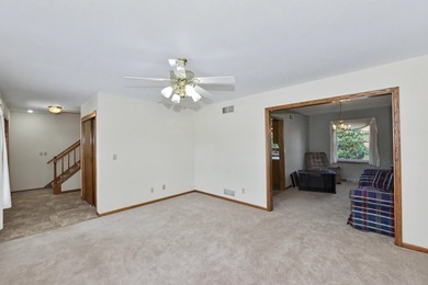 One-owner, meticulously maintained 3 bedroom Colonial located on - photo 8