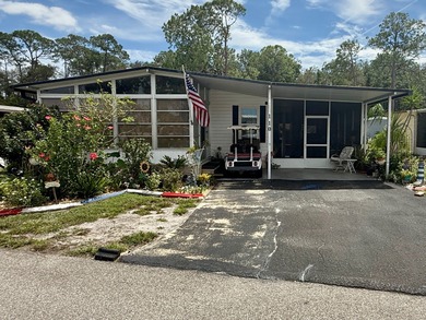 Mid Florida Lakes Area Home For Sale in Leesburg Florida