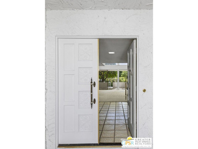 Experience Mid-Century Modern Living in Canyon Estates! This - photo 4