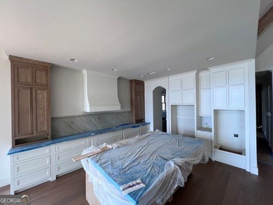 Luxury Lake Sinclair Living at its finest. New construction - photo 11