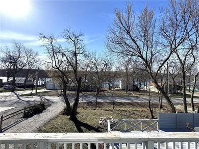 Enjoy lake views with this 1st tier property in Linn Valley - photo 19
