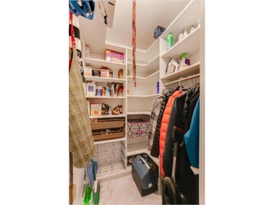 SELLER WILL PAY ONE FULL YEAR OF HOA FEES! Welcome to this - photo 19