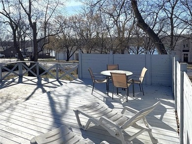 Enjoy lake views with this 1st tier property in Linn Valley - photo 25