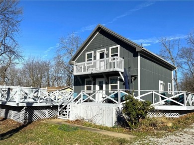 Enjoy lake views with this 1st tier property in Linn Valley - photo 29