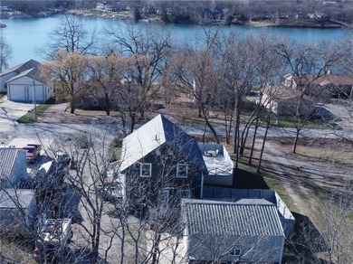 Enjoy lake views with this 1st tier property in Linn Valley - photo 33