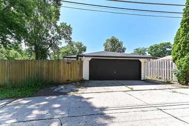 Additional listing photo 1
