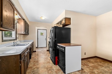 Additional listing photo 3