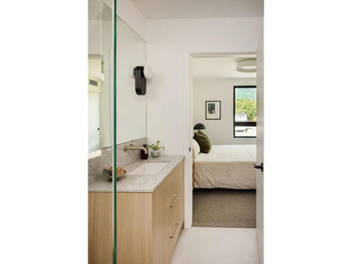 Noven One is six four-level townhomes in downtown Squamish - photo 20