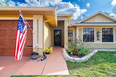 Welcome to your own slice of Florida freedom in Sebastian - photo 1