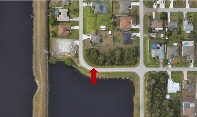 Rare, Gorgeous, Large Corner Lot with a Lakeview on 2 Sides - photo 6