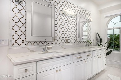 Turn-Key Luxury on Over an Acre in Mesa, AZ. This private - photo 42