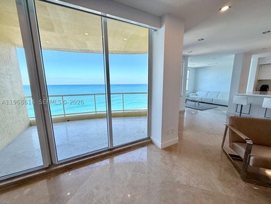 UNOBSTRUCTED OCEAN VIEWS 3BDR / 2.5 BTHS CONDO AT THE PALMS - photo 9