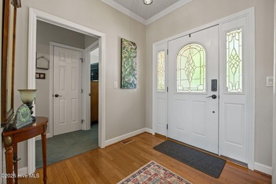 Welcome to your lake front retreat in the highly sought-after - photo 4