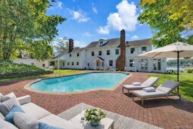 Timeless Coastal Elegance Meets Modern Luxury. Step into the - photo 4