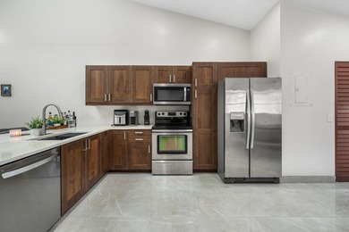 $5000 FOR LENDER CREDIT TO THE BUYER :QUALIFIES USING PALM BEACH - photo 2
