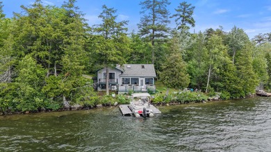 Beautifully maintained 3-bedroom, 2-bath waterfront home on - photo 2