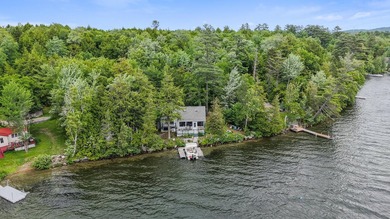 Beautifully maintained 3-bedroom, 2-bath waterfront home on - photo 3