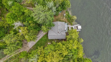 Beautifully maintained 3-bedroom, 2-bath waterfront home on - photo 7