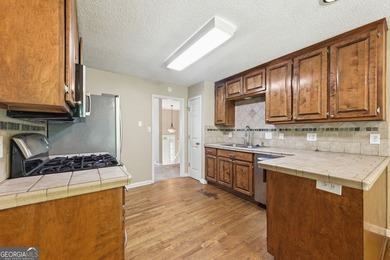 Welcome to this beautiful home located in the highly - photo 14