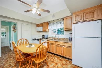 Welcome to this beautifully well maintained, charming and full - photo 15