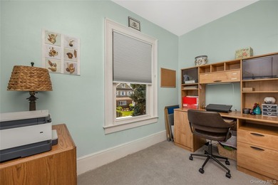 Welcome to this beautifully well maintained, charming and full - photo 19