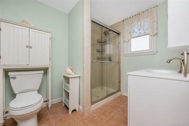Welcome to this beautifully well maintained, charming and full - photo 21