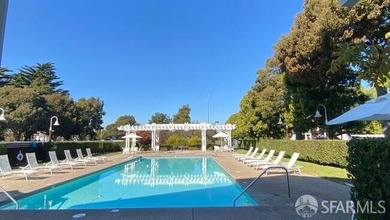 Welcome to your luxurious lifestyle in Richmond's Marina Bay - photo 22