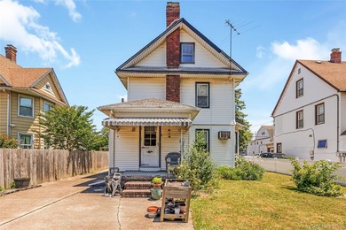 Welcome to this beautifully well maintained, charming and full - photo 24