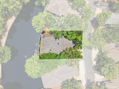 There is an unmistakable ease to life at 8857 Baypine Drive - photo 37