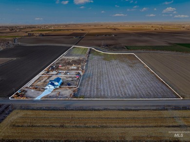 Snake River - Owyhee County Home For Sale in Wilder Idaho