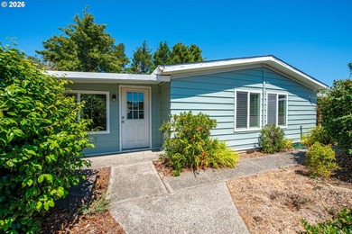 Turnkey remodeled manufactured home in Greentrees East Village - photo 1