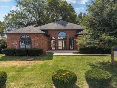 Lake Home For Sale in Lake Tapawingo, Missouri