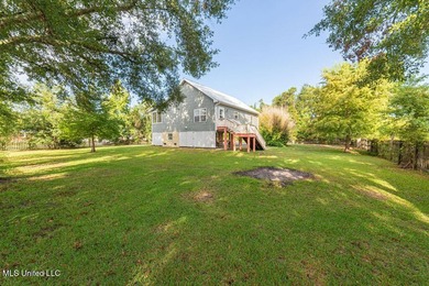 Close to the Beach! Home offers 2b/2b with an open living/dining - photo 21