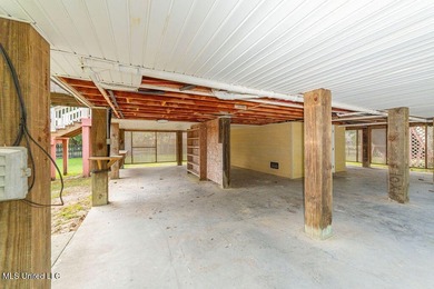 Close to the Beach! Home offers 2b/2b with an open living/dining - photo 31
