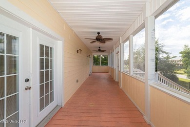 Close to the Beach! Home offers 2b/2b with an open living/dining - photo 40