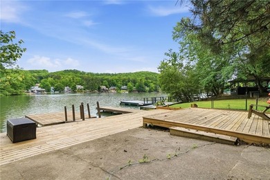 Perched high above the quiet shores of Lake Arrowhead's north - photo 5