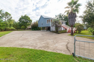 Close to the Beach! Home offers 2b/2b with an open living/dining - photo 45