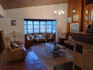 UPDATE: House is under renovation, details upon request - photo 8