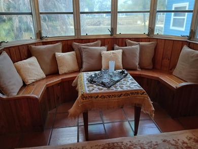 UPDATE: House is under renovation, details upon request - photo 9
