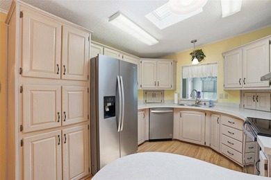 ACTIVE 55+ LIVING WITH ROOM TO RELAX AND ENTERTAIN!

Enjoy the - photo 14